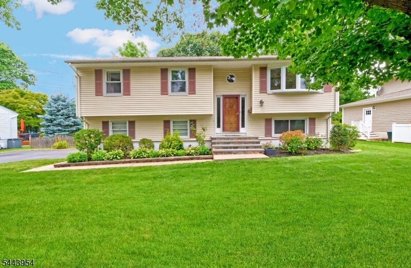 Property Photo: 10 Avon Dr NJ 07940