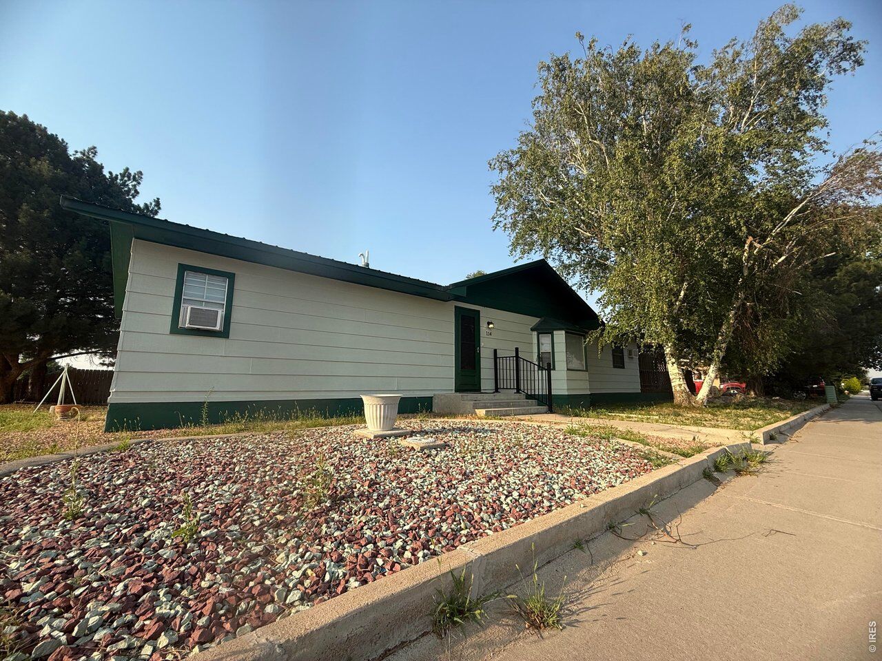 Property Photo: 114 Linden Dr CO 80705