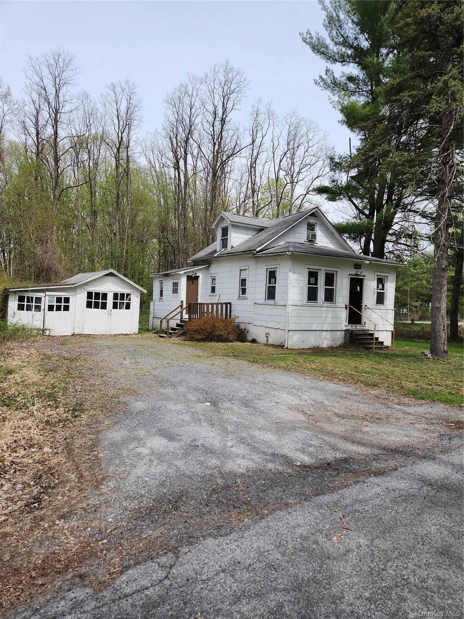 Property Photo:  2 Madison Avenue  NY 12538 
