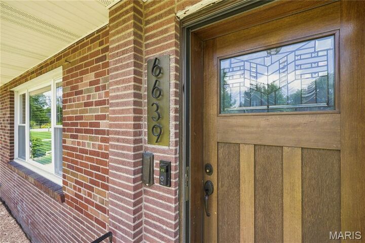 Property Photo: 6639 Marquette Avenue MO 63139