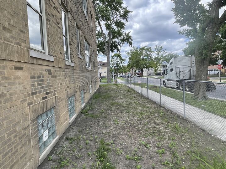 Property Photo: 5901 W Rice Street IL 60651