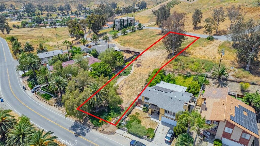 Property Photo:  457 Gunnerson Street  CA 92530 