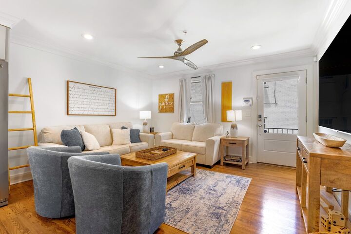 Property Photo:  1021 17th Ave S A  TN 37212 