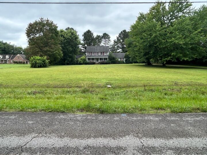 Property Photo: 651 Turkey Creek Dr TN 37388