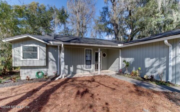 Property Photo: 4641 Yerkes Street FL 32205