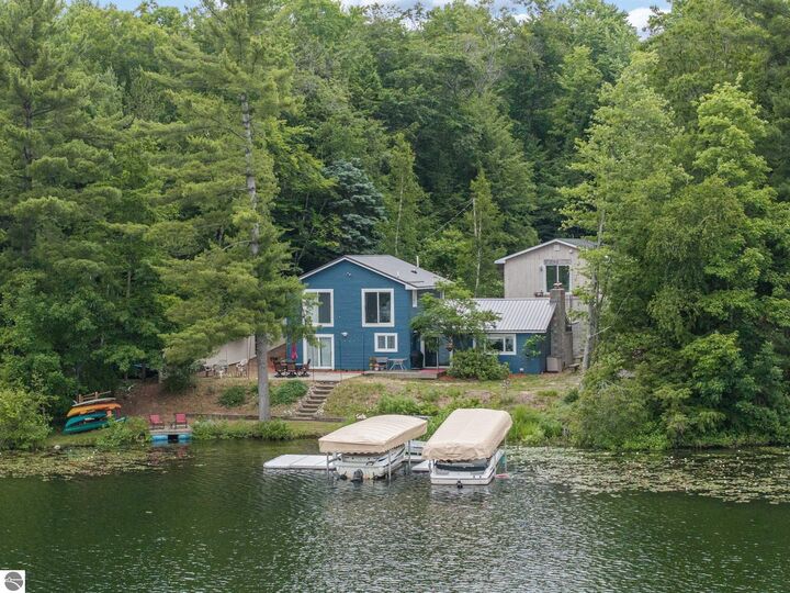 Property Photo:  2847 Crescent Shores Drive  MI 49685 