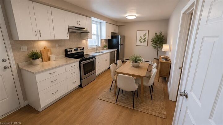 Property Photo:  250 Highland Road W 2 Main Right Side  ON L8J 3T7 