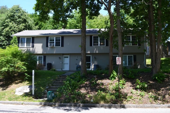 Property Photo:  40 Brooks St  MA 01606 