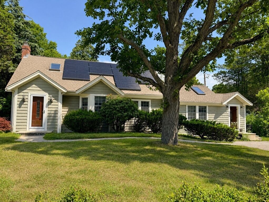 Property Photo: 380 N Main St MA 02067