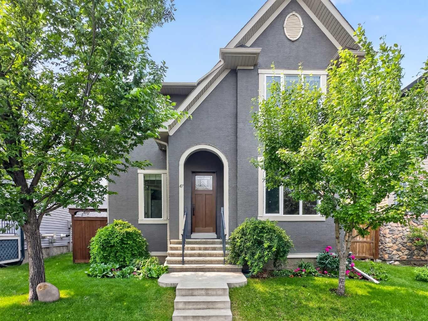 Property Photo: 47 Elgin Meadows Road SE AB T2Z 0S1