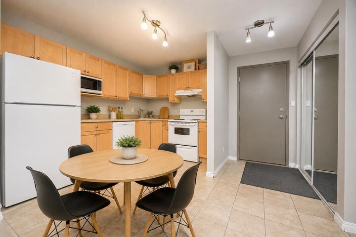 Property Photo: 9810 96 Street 102 AB T8V 7T9