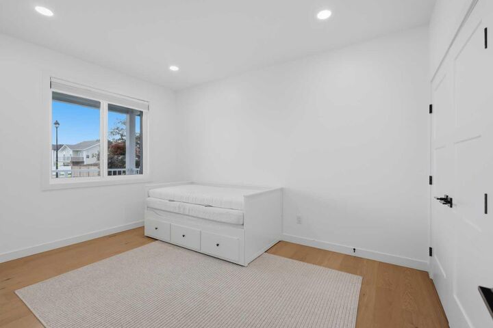 Property Photo: 6 Mitchell Crescent AB T4M 0H4