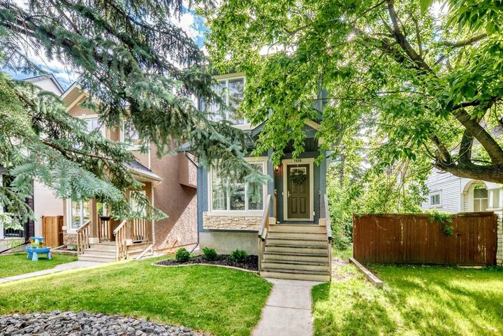 1416 43 Street SW — photo 1