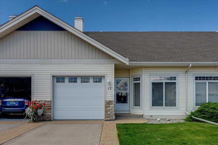 939 Ramage Crescent 12 — photo 1