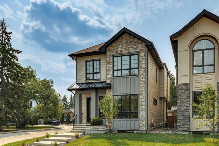1603 42 Avenue SW — photo 1