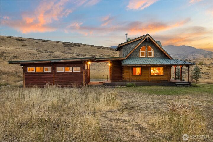 Property Photo: 135 Hamilton Ranch Loop WA 98862