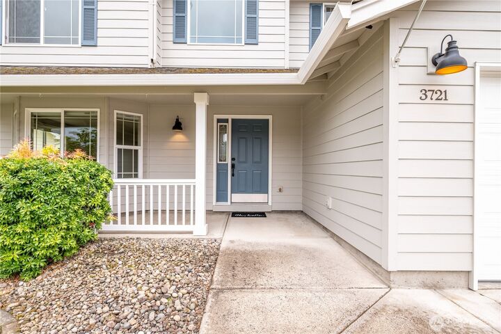Property Photo:  3721  Gracie Place  WA 98632 