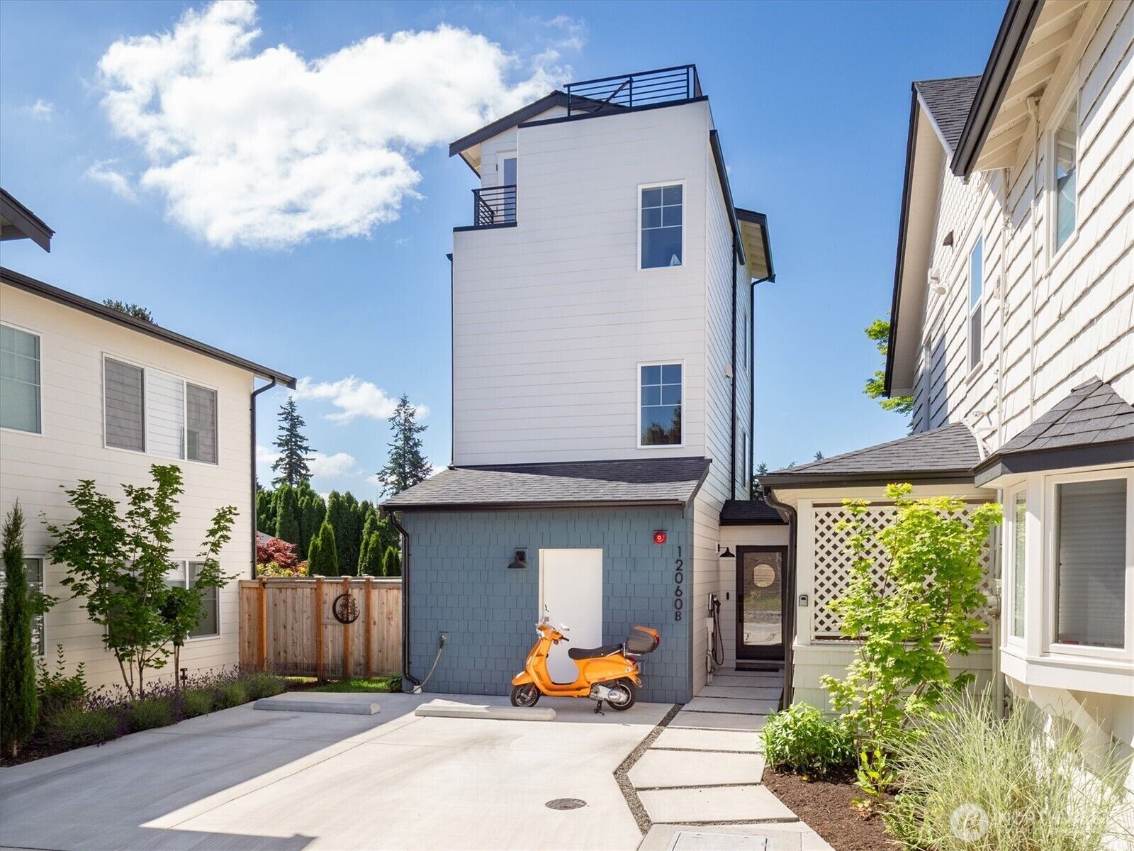 Property Photo: 12060 8th Avenue NW B WA 98177