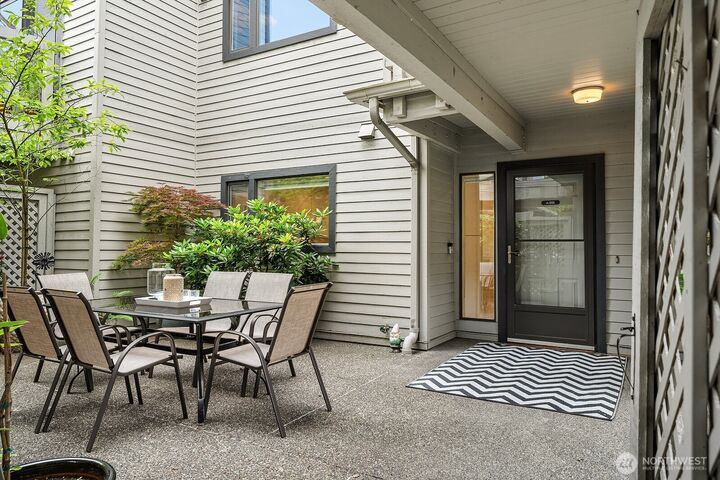 Property Photo: 6121 NE 175th Street A202 WA 98028