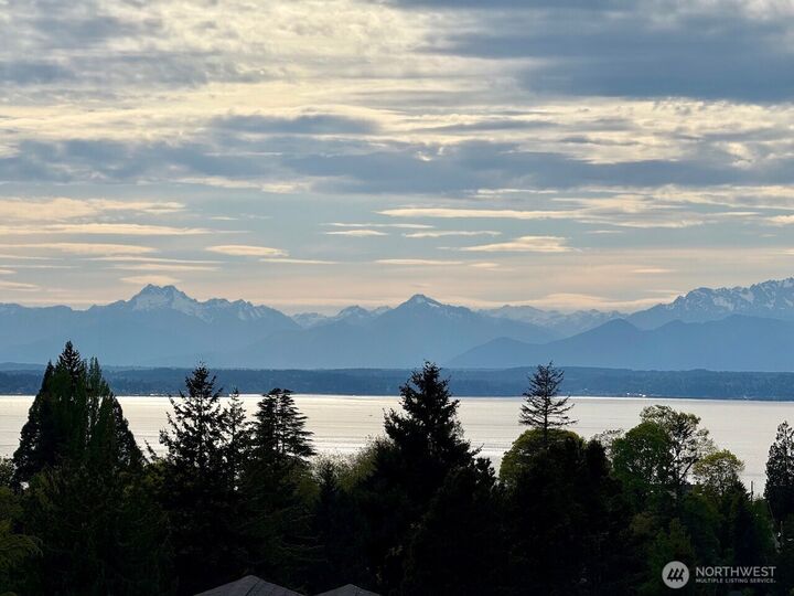 Property Photo:  12060  8th Avenue NW B  WA 98177 
