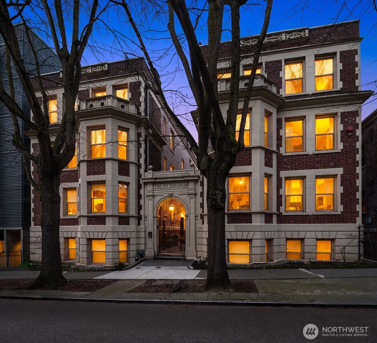 Property Photo: 129 Warren Avenue N G WA 98109