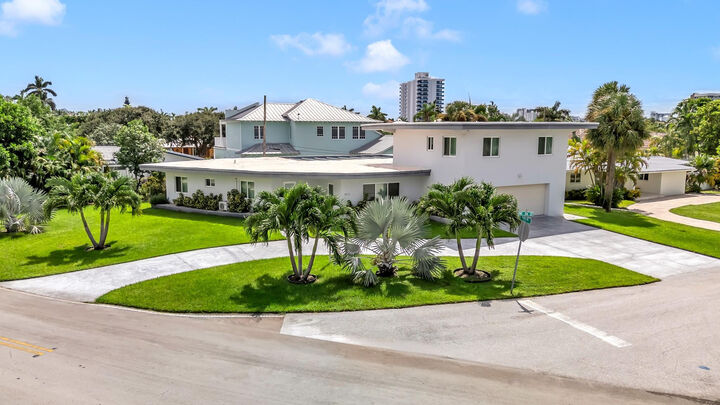 Property Photo:  2812 NE 27th Street  FL 33064 