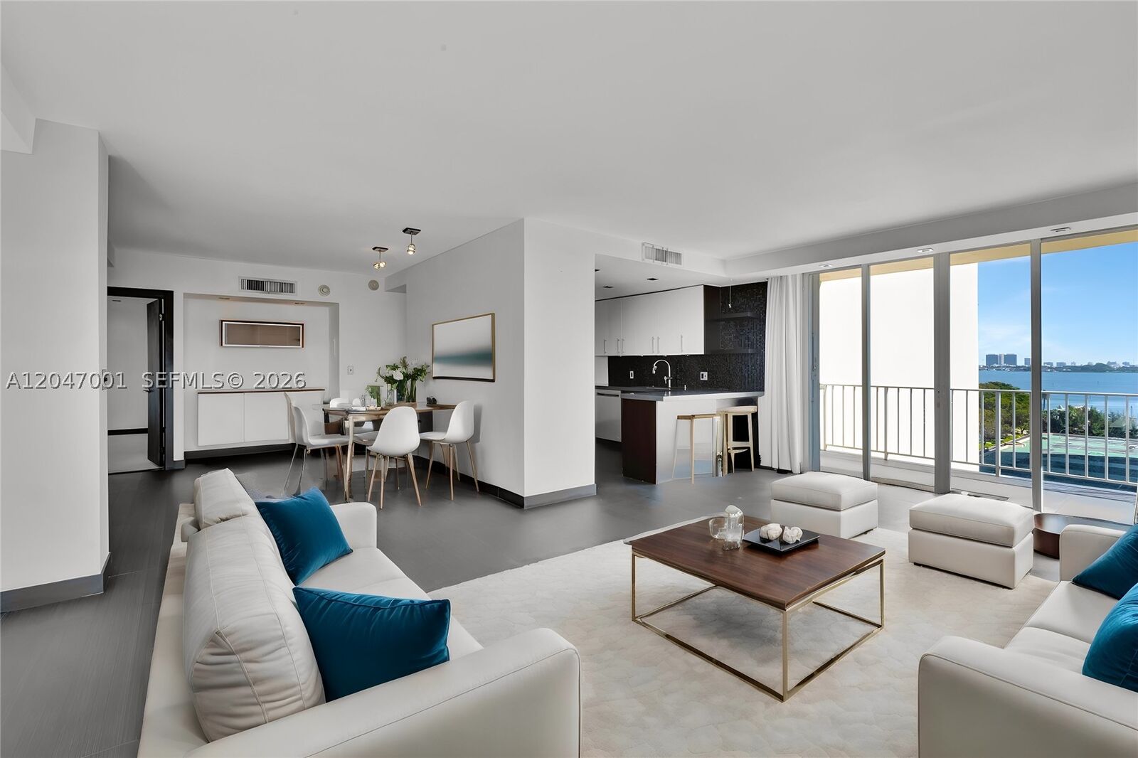 Property Photo: 11111 Biscayne Blvd 9B(928) FL 33181