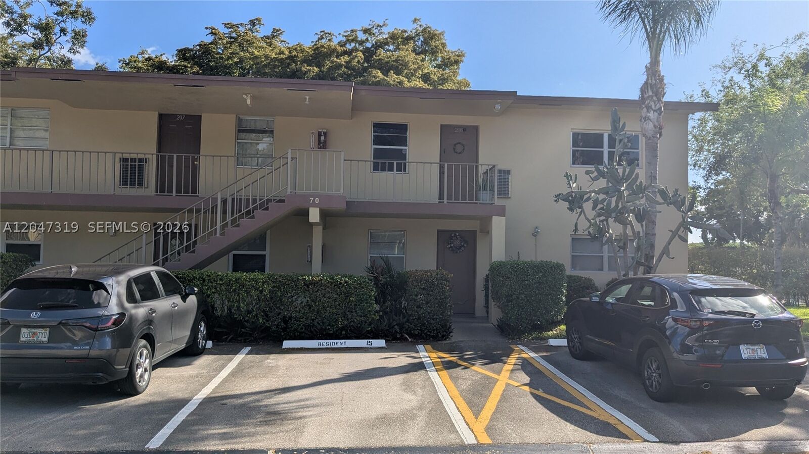 Property Photo: 481 NW 76th Ave 207 FL 33063