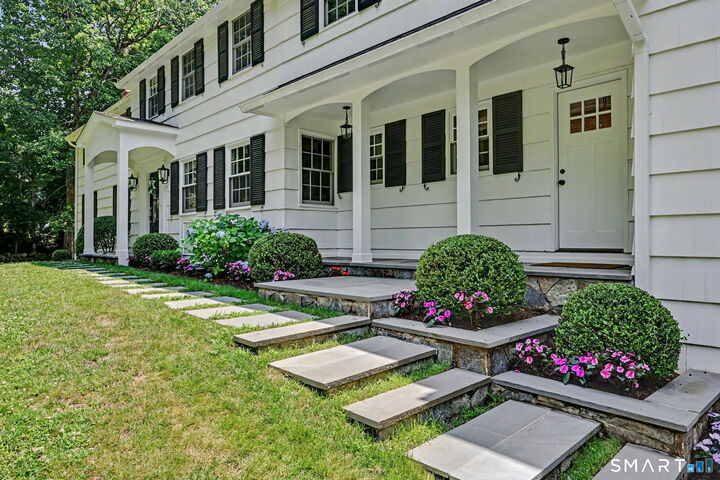 Property Photo:  148 West Hills Road  CT 06840 