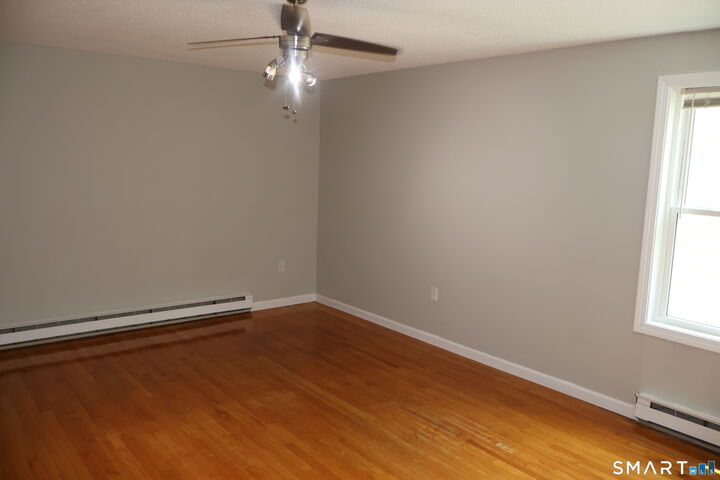 Property Photo:  1241 East Street C3  CT 06053 