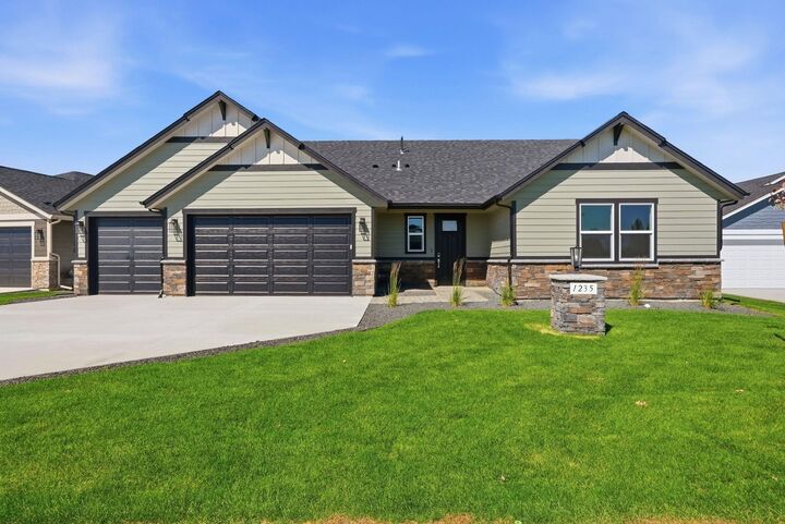 Property Photo:  1235 N High Desert Dr  WA 99006 