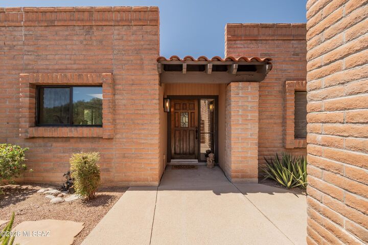 Property Photo:  6591 E Via Algardi  AZ 85750 