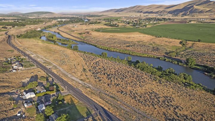 Property Photo:  15649 W Old Inland Empire Hwy Lot 11  WA 99320 