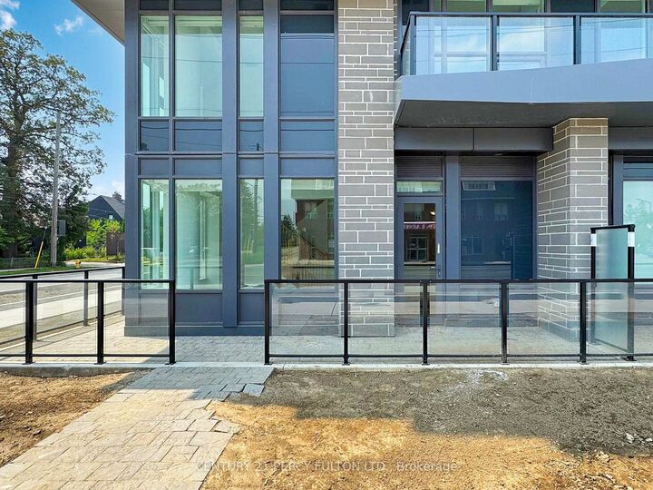Photo de la propriété: 556 Marlee Avenue 105 ON M6B 0B1