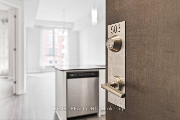 Photo de la propriété:  150 Oak Park Boulevard 503  ON L6H 3P2 