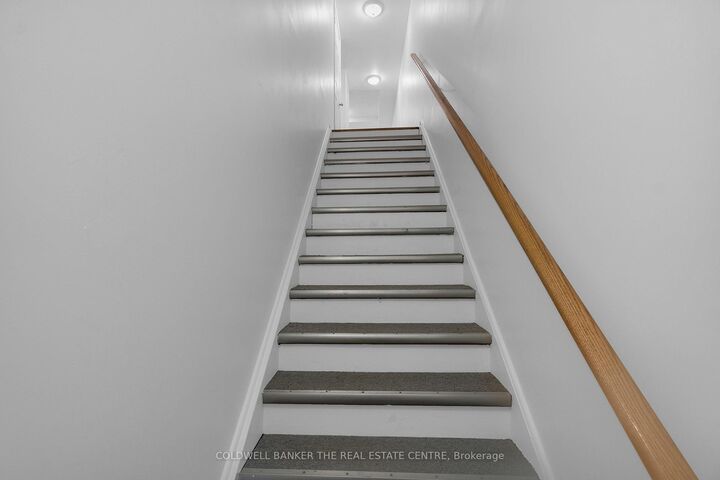 Photo de la propriété:  3047 Finch Avenue W 2057  ON M9M 0A5 