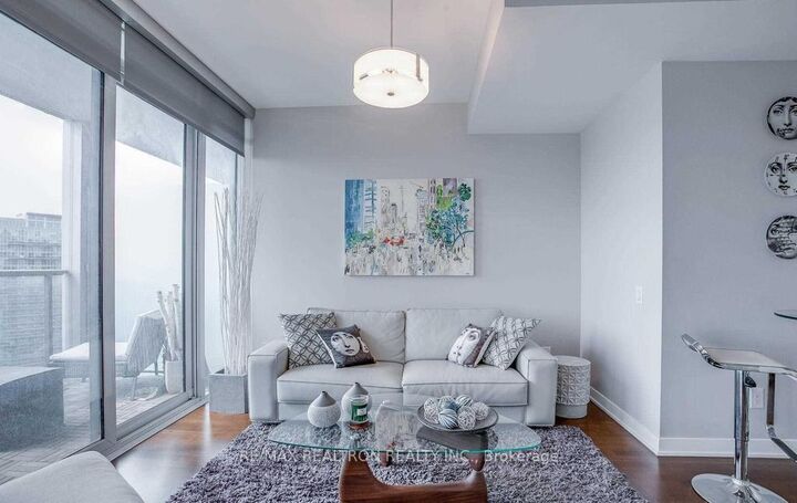 Property Photo:  88 Park Lawn Road 2803  ON M8Y 0B5 