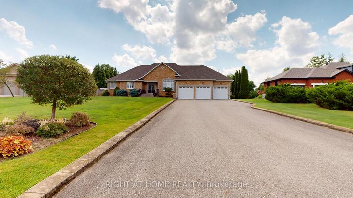 35 Golfview Boulevard — photo 1
