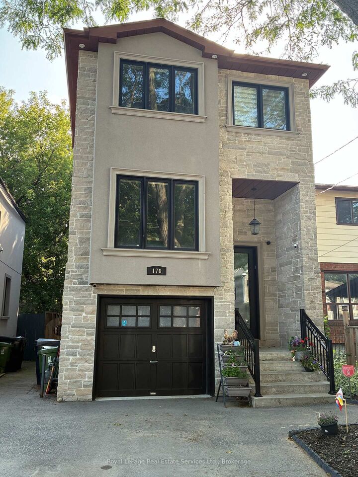 176 Leyton Avenue — photo 1