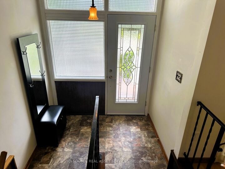Property Photo: 275 St Anne's Crescent ON K9H 5J3