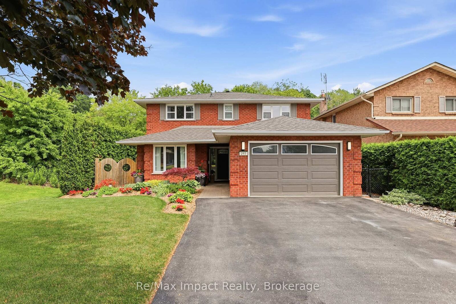 Property Photo: 293 Blue Heron Drive ON L1G 6X7