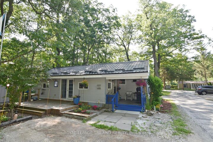 Property Photo: 9910 Northville Crescent B11 ON N0M 2N0