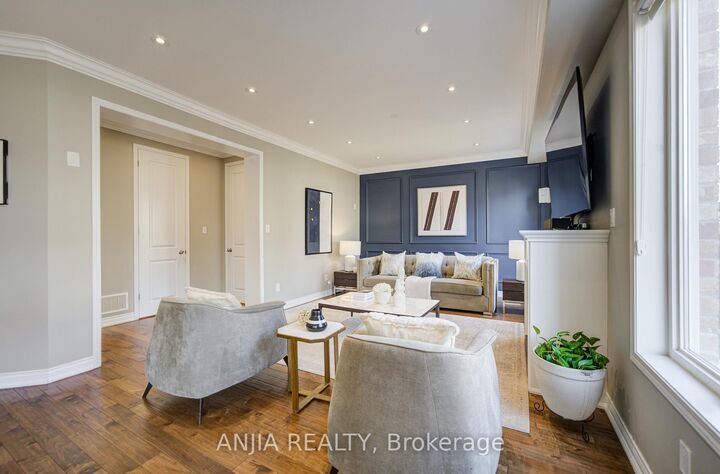 Property Photo:  56 Stockell Crescent  ON L1T 0M4 