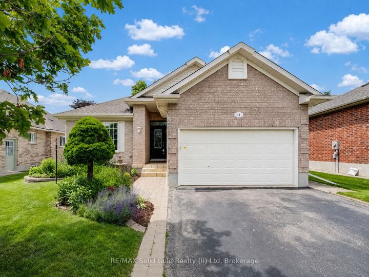 11 Sun Valley Drive — photo 1