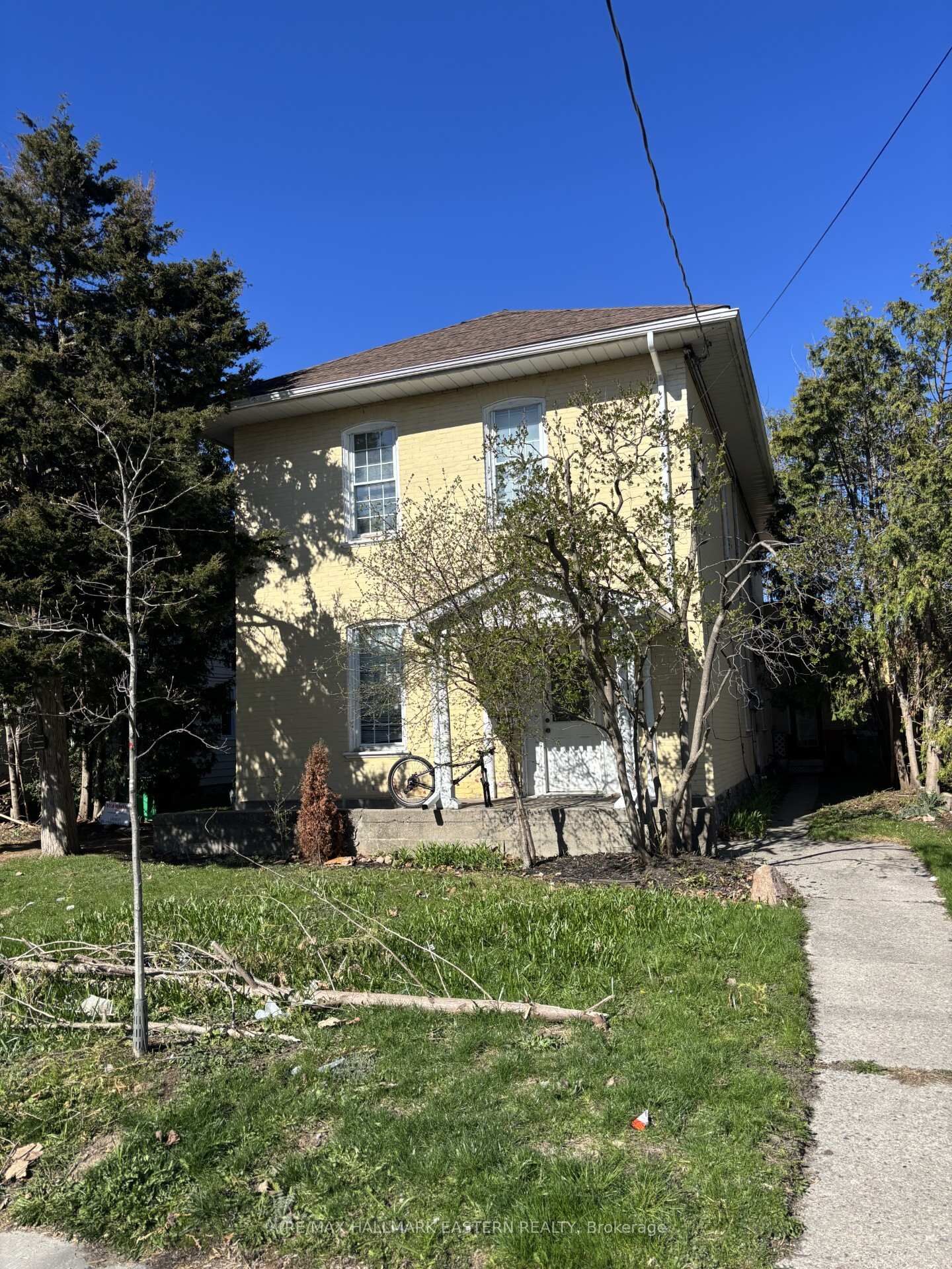 Property Photo: 287 Stewart Street ON K9J 3N2