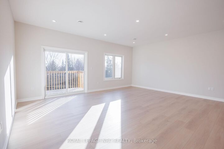Property Photo:  41 St. Davids Road W 2A  ON L2V 2L4 