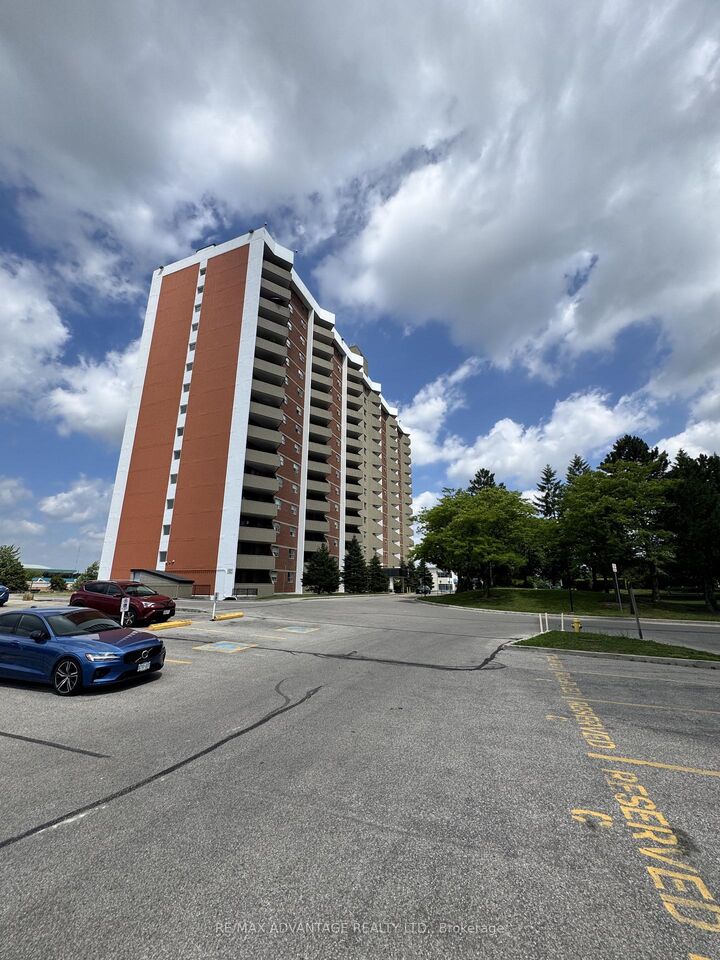 Property Photo: 1103 Jalna Boulevard 904 ON N6E 2S9