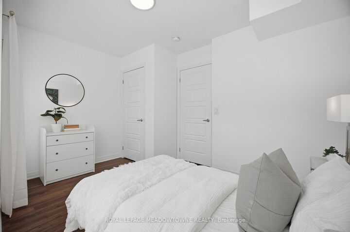 Property Photo:  50 Thomas Mulholland Drive 3  ON M3K 0B5 