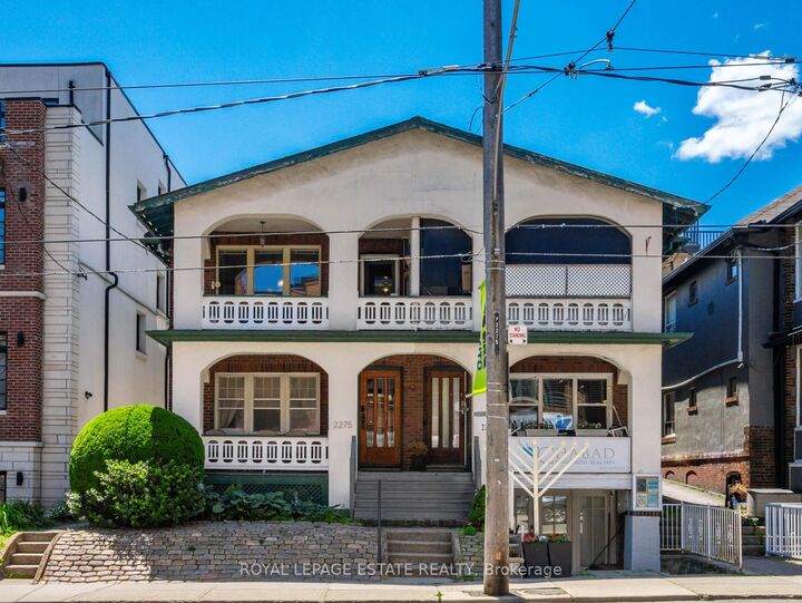 2275 Queen Street E — photo 1