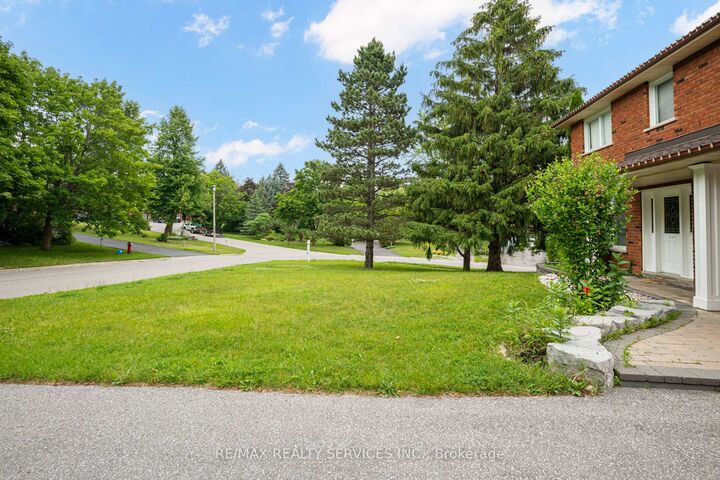 Property Photo: 53 Marilyn Street ON L7C 1H5